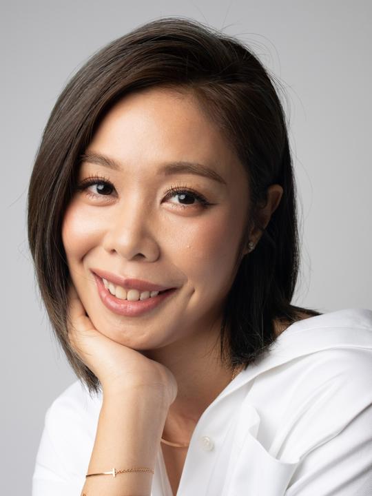 Annie Profile Picture Square (1)