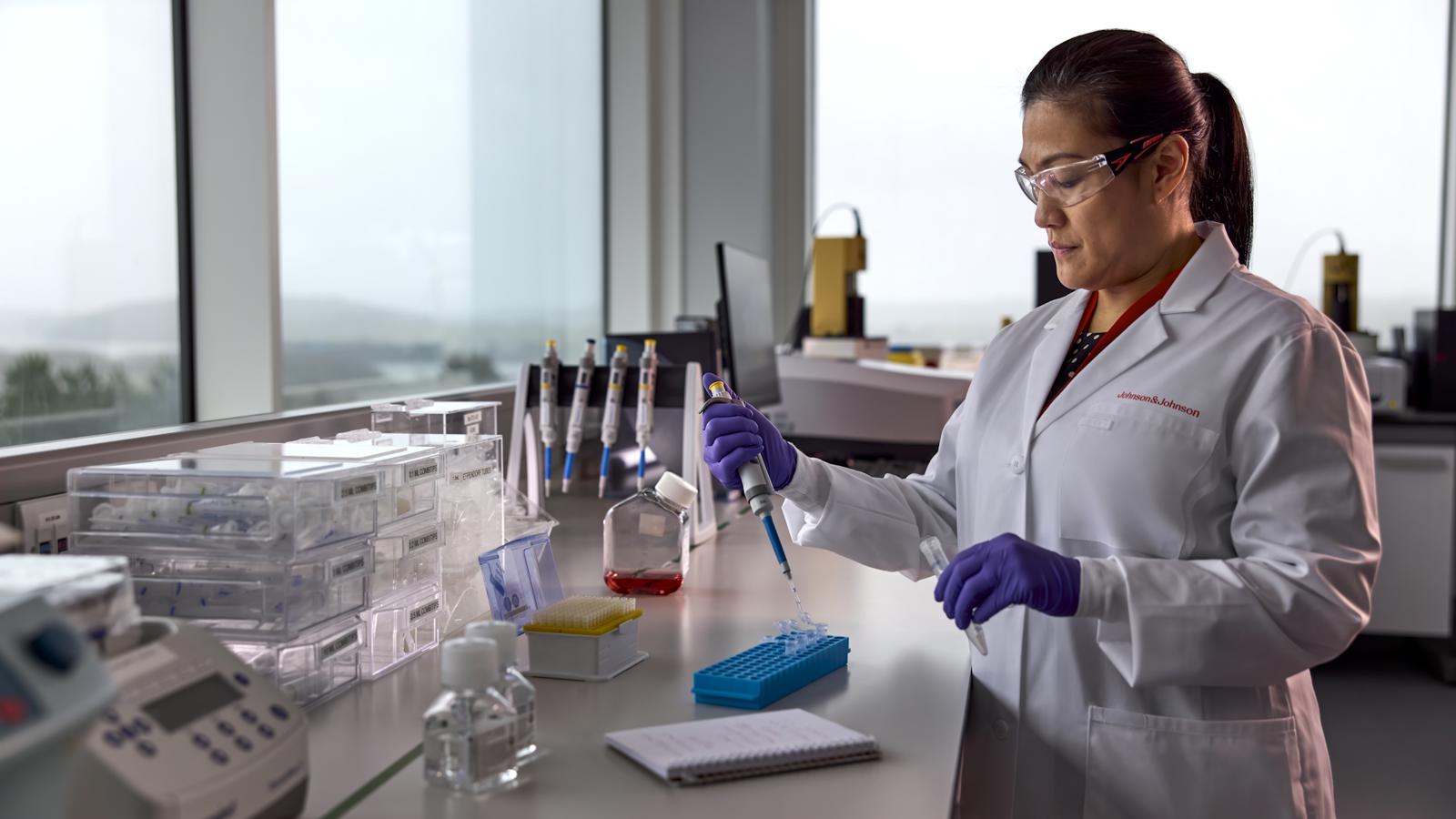 JJ Photo Laboratory Bench Cork 851