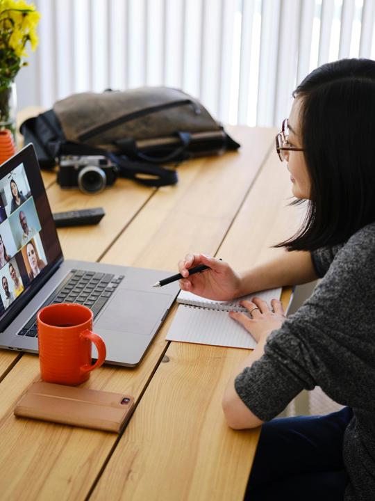 JJ Photo Woman Working At Home